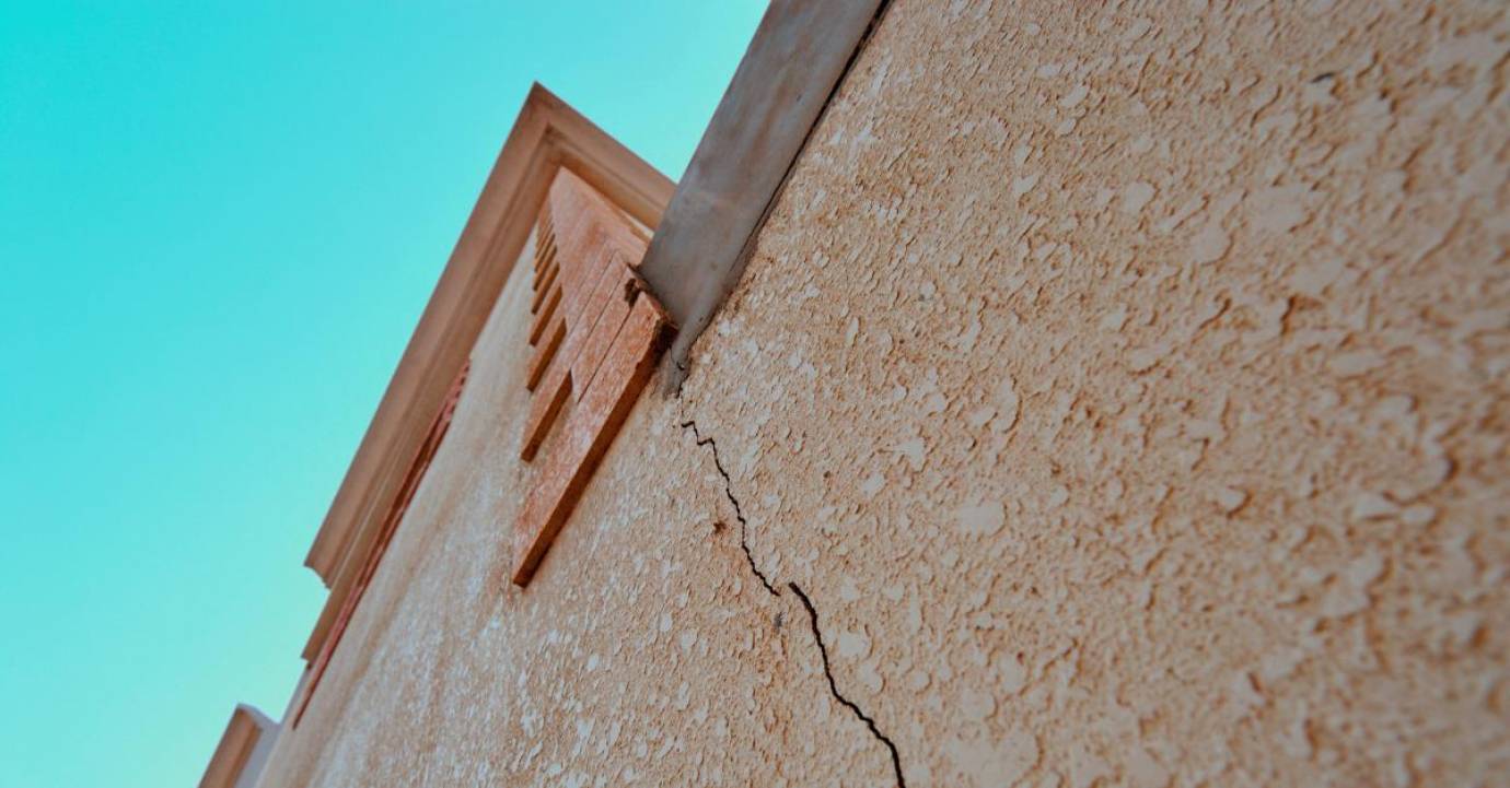 Maison fissurée par la sécheresse : contester un refus d’indemnisation opposé par votre assureur habitation - Par Sylvie Marcilly, avocat