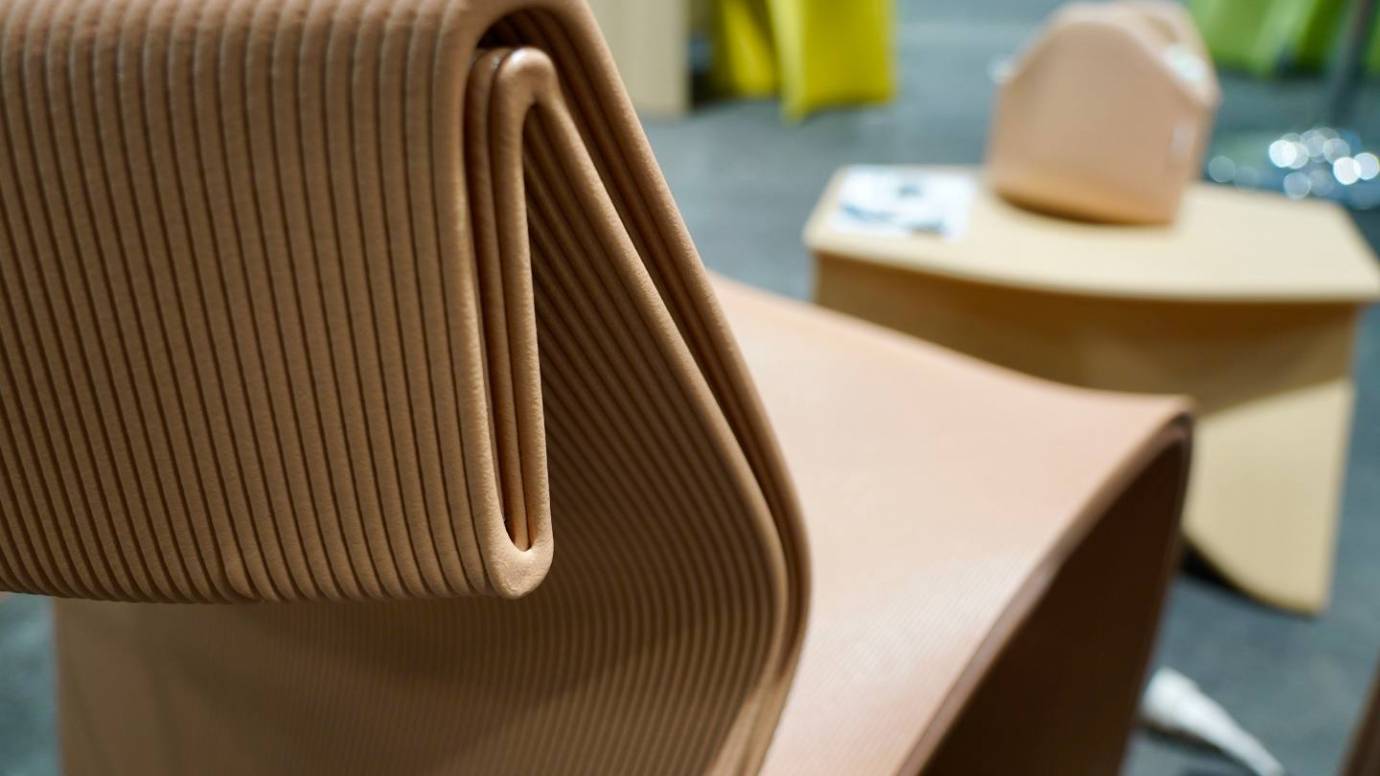 Komut studio, un mobilier design à impact positif