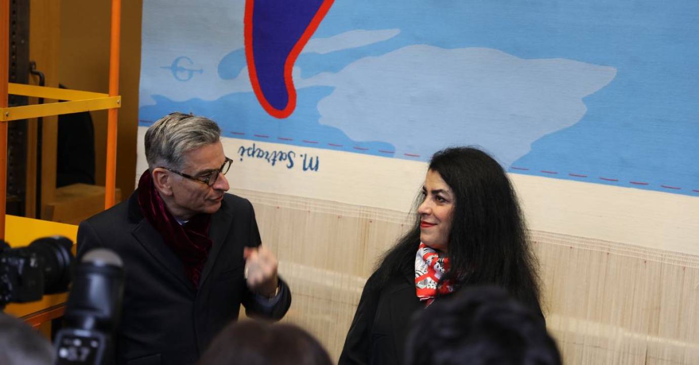La tapisserie des Jeux de Paris 2024 : l’œuvre exceptionnelle de Marjane Satrapi dévoilée