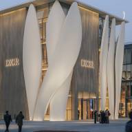 À Pékin, Dior dévoile un nouveau bâtiment-sculpture signé Christian de Portzamparc