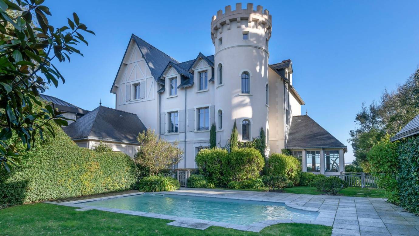 BARNES La Baule présente la Villa Kasselguen
